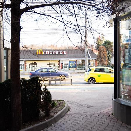Ultracentral Golden Apartament 1 Suceava Eksteriør bilde