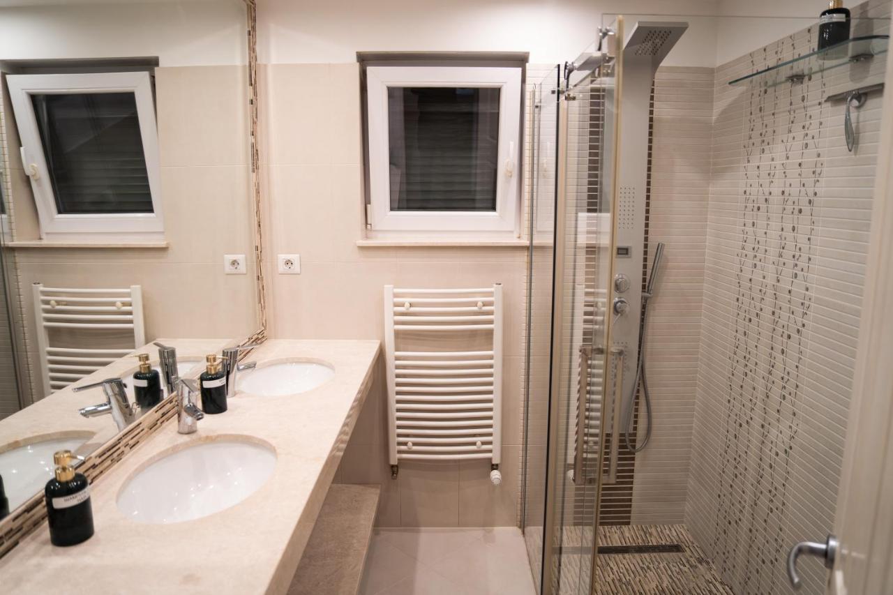 Ultracentral Golden Apartament 1 Suceava Eksteriør bilde