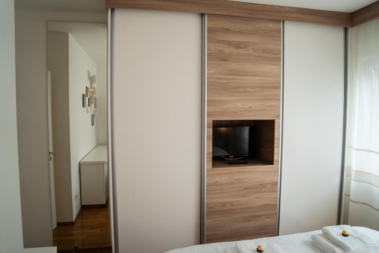 Ultracentral Golden Apartament 1 Suceava Eksteriør bilde